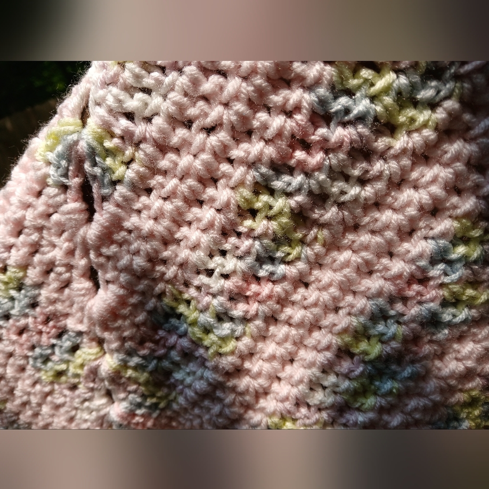 Star Shaped Multicolor Crochet Baby Blanket. Star Shaped, Pink And Gray‎